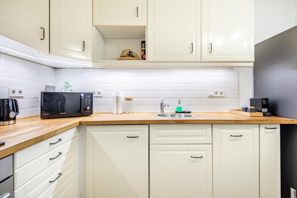 Convenient Apartment At Gastro Driven Location Будапеща Екстериор снимка